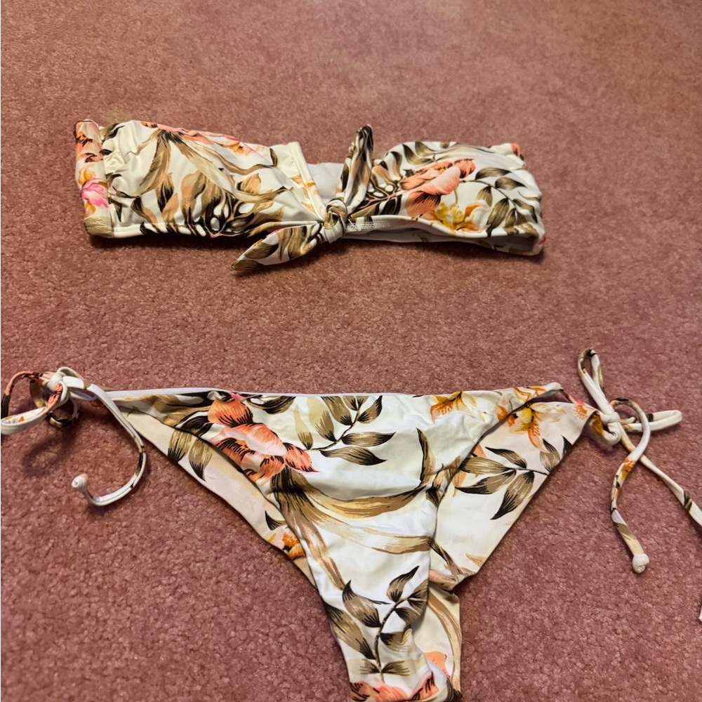 American Eagle Outfitters Tropical Print Bikini